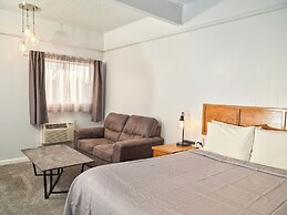 The Oakwood Inn