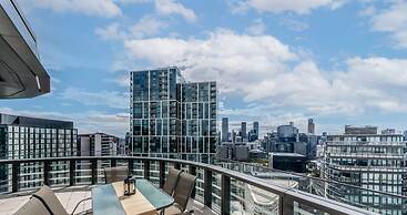 Melbourne Private Apartments - Collins Street Waterfront, Docklands