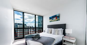 Melbourne Private Apartments - Collins Street Waterfront, Docklands