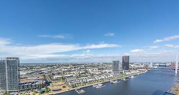 Melbourne Private Apartments - Collins Street Waterfront, Docklands