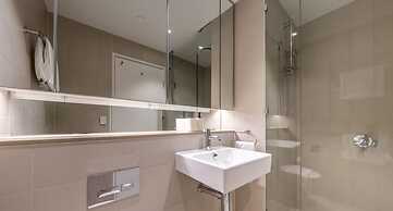 Melbourne Private Apartments - Collins Street Waterfront, Docklands