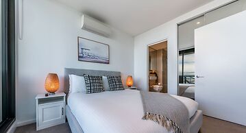 Melbourne Private Apartments - Collins Street Waterfront, Docklands