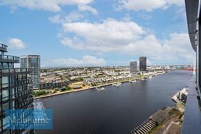 Melbourne Private Apartments - Collins Street Waterfront, Docklands