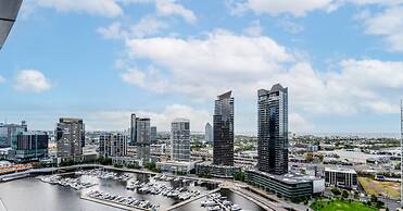 Melbourne Private Apartments - Collins Street Waterfront, Docklands