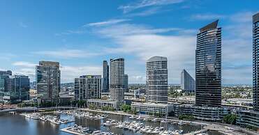 Melbourne Private Apartments - Collins Street Waterfront, Docklands