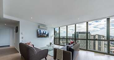 Melbourne Private Apartments - Collins Street Waterfront, Docklands
