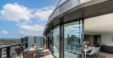 Melbourne Private Apartments - Collins Street Waterfront, Docklands