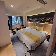 Attic Hotel
