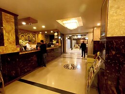 Yatri Suites and Spa