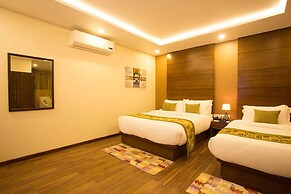 Yatri Suites and Spa