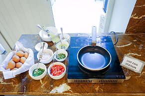 Yatri Suites and Spa