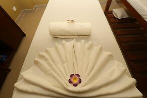 Yatri Suites and Spa