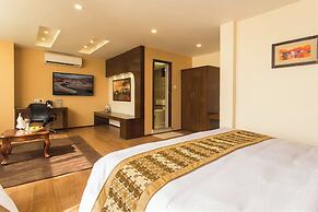 Yatri Suites and Spa