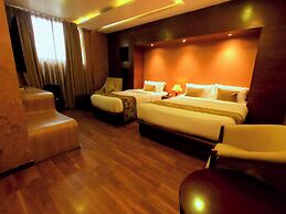 Yatri Suites and Spa