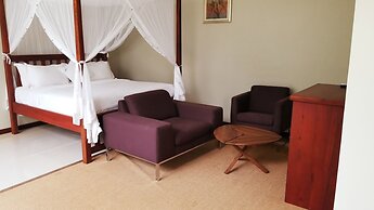 Ngalawa Hotel & Resort