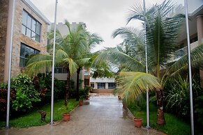 Ngalawa Hotel & Resort