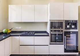 Ngalawa Hotel & Resort