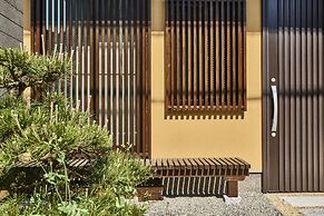 Stay SAKURA Kyoto Nijo Castle West I