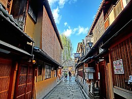 Stay SAKURA Kyoto Nijo Castle West I
