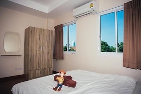 Small Space Cafe and Hostel