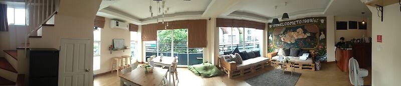 Small Space Cafe and Hostel