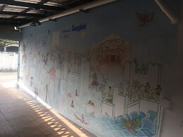 Small Space Cafe and Hostel