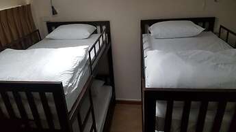 Small Space Cafe and Hostel