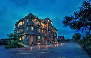 Garh Govind Hotel & Resort