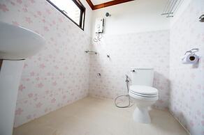 Thatphanom View Hotel