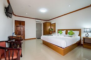 Thatphanom View Hotel