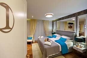 Luxury Rooms Kadena