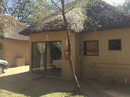 Shakawe Sands Lodge
