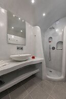 Secret Earth Santorini