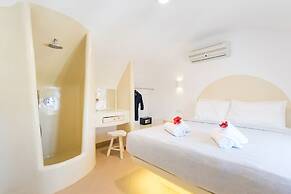 Secret Earth Santorini