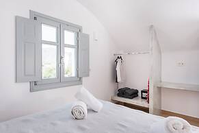 Secret Earth Santorini