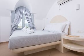 Secret Earth Santorini