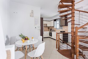 Secret Earth Santorini