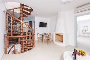 Secret Earth Santorini