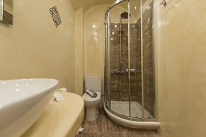 Secret Earth Santorini