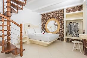 Secret Earth Santorini