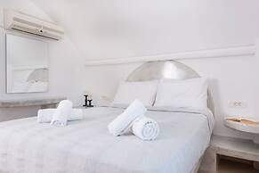 Secret Earth Santorini