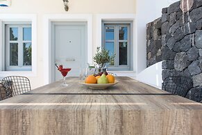 Secret Earth Santorini