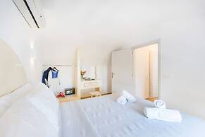 Secret Earth Santorini