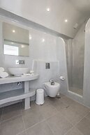 Secret Earth Santorini