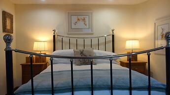 Eastview Bed and Breakfast