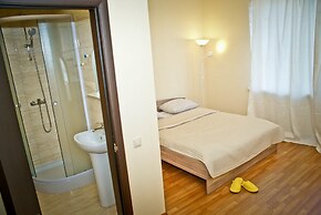 Smart People Eco Hotel