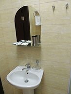 Smart People Eco Hotel