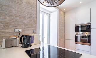 Akicity Lisboa Pearl