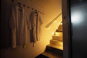 Quindeloma Art Hotel And Gallery