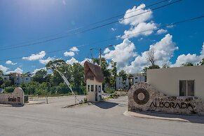 Tu Casa Condos